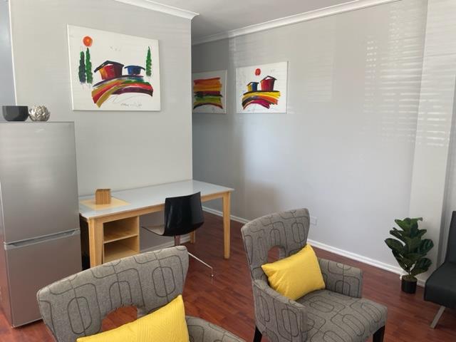 To Let 1 Bedroom Property for Rent in Sea Point Western Cape